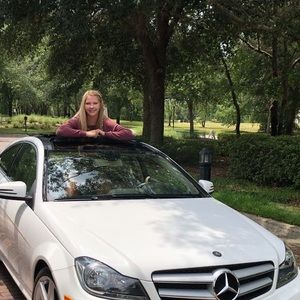 Meet your Posher, Shea